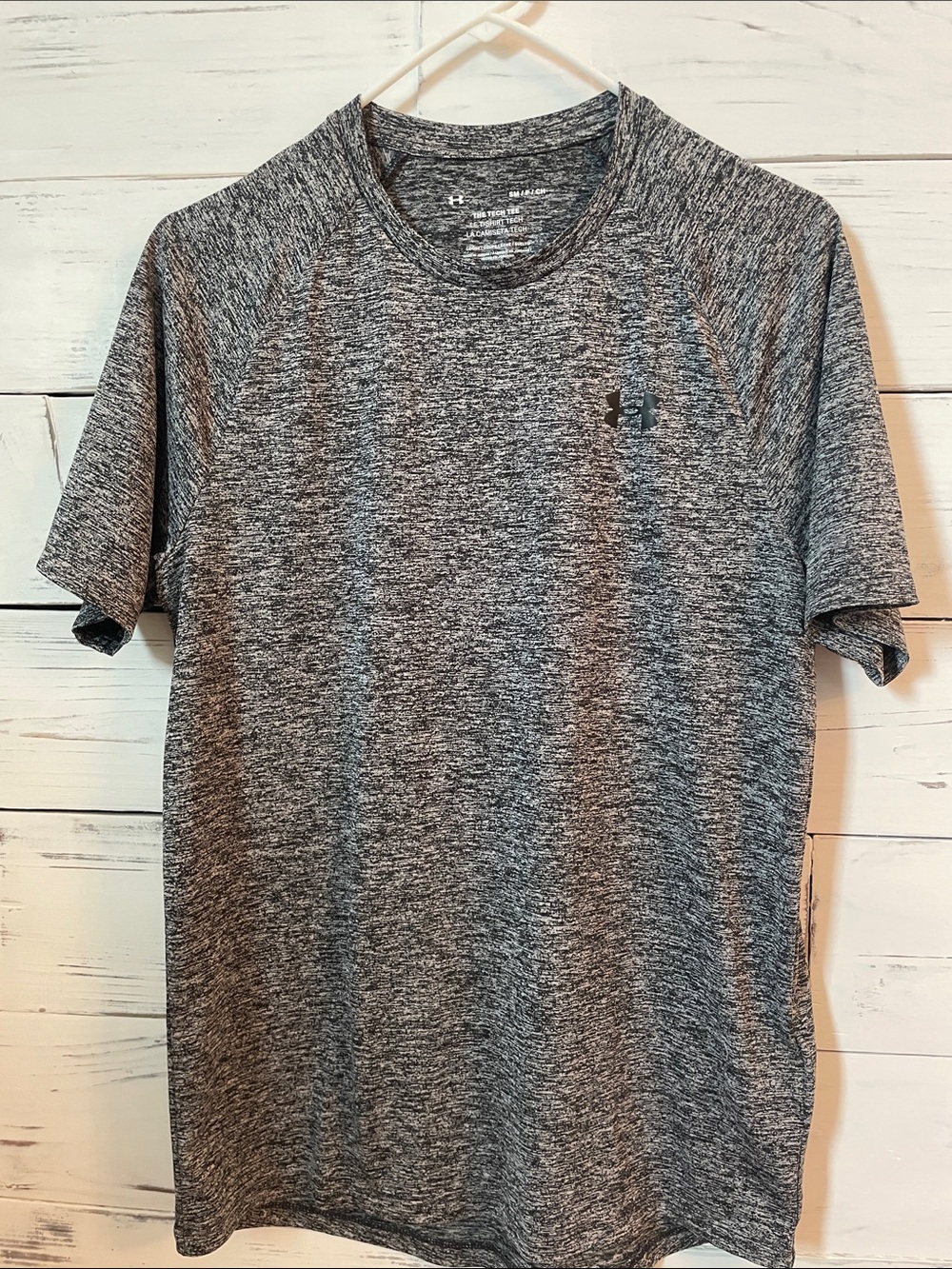 Under Armour Men’s Gray Heather Performance Short Sleeve Tee